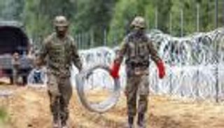 نشر عسكريين بريطانيين على حدود بولندا مع بيلاروسيا