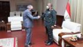 البرهان يتعهد بإنجاح الفترة الانتقالية وصولا لانتخابات نزيهة