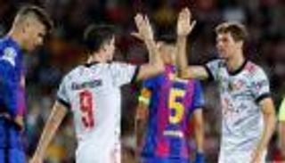 رسميا.. بايرن ميونخ يواجه برشلونة بدون جماهير