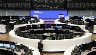 مؤشر أسعار الأسهم الألمانية DAX في بورصة فرانكفورت اليوم الخميس- رويترز