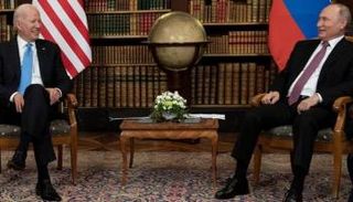 بايدن وبوتين خلال القمة الأمريكية الروسية 2021 