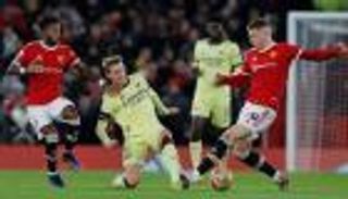 ترتيب الدوري الإنجليزي.. رونالدو ينقذ مانشستر يونايتد من فخ أرسنال