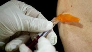 التطعيم بلقاح كورونا  - صورة تعبيرية