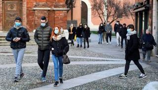 أكثر من 15 دولة في أوروبا سجلت إصابات بأوميكرون