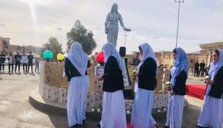 تمثال الفتاة الإيزيدية 