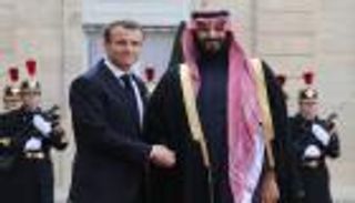 ماكرون في الرياض.. و"نووي إيران" يتصدر مباحثاته مع محمد بن سلمان