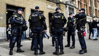 عناصر من الشرطة الهولندية - أرشيفية