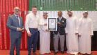 عيد الاتحاد الخمسين.. دبي تسجل رقما قياسيا جديدا بموسوعة جينيس