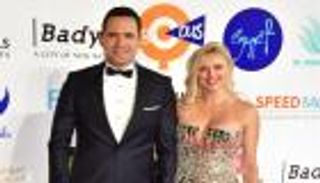 ظافر العابدين وزوجته يخطفان الأنظار في ختام "القاهرة السينمائي"