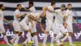 لا وجود للمتصدر.. الشباب يسيطر على جوائز الدوري السعودي