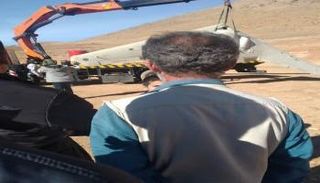 آلية تنقل المسيرة المحطمة (وسائل إعلام إيرانية)