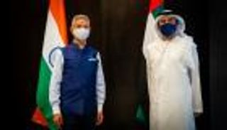 عبدالله بن زايد ووزير خارجية الهند يبحثان تعزيز التعاون المشترك