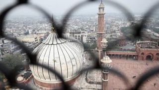 جامع الرحمن ببغداد حبيس الصراعات السياسية - أ.ف.ب