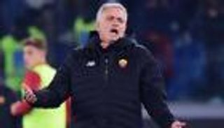 الدوري الإيطالي.. انتكاسة روما تعيد مورينيو للمشاغبات مع الإعلام