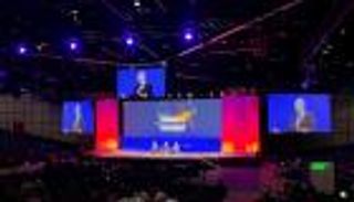 عمالقة النفط: لا استغناء عن الوقود الأحفوري قبل عقود