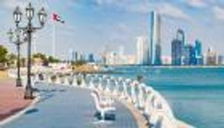 نظام العمل الأسبوعي الجديد بالإمارات.. الشرع لا يمنع العمل يوم الجمعة