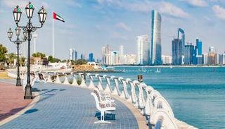 حكومة الإمارات تعتمد النظام الجديد للعمل الأسبوعي