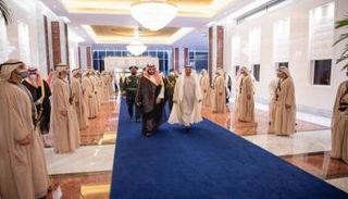 الشيخ محمد بن زايد آل نهيان يستقبل الأمير محمد بن سلمان