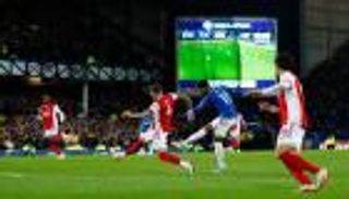 ترتيب الدوري الإنجليزي.. إيفرتون يحرم أرسنال من مزاحمة الكبار بفوز قاتل