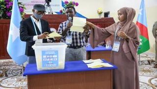 جانب من عملية التصويت في انتخابات الصومال