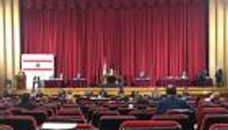 برلمان لبنان يقر "بطاقة الفقراء" وفق شرط البنك الدولي