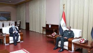 البرهان يستقبل المبوث الفرنسي للقرن الإفريقي