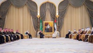 الشيخ محمد بن زايد آل نهيان خلال المباحثات مع الأمير محمد بن سلمان