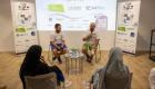 احتفاء باليوبيل الذهبي للإمارات.. مارتن ستريل يقرر السباحة 50 كيلومترا