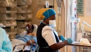 الصحة العالمية توقعت زيادة الإصابات بمتحور أوميكرون