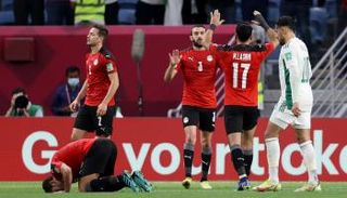 مباراة مصر والجزائر