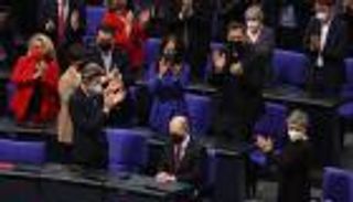 البرلمان الألماني ينتخب أولاف شولتز مستشارا جديدا