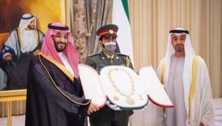الشيخ محمد بن زايد آل نهيان يقدم