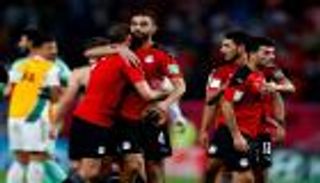 بطاقة الصعود الملونة.. حكاية أغرب احتفال في كأس العرب 2021