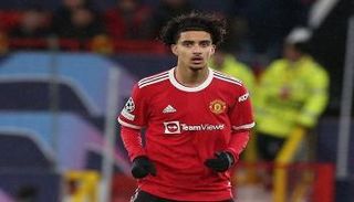 زيدان إقبال 