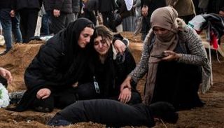 تشييع رفات إيزيديين عراقيين من ضحايا داعش - أرشيفية