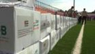 حملة "100 مليون وجبة" الإماراتية تغيث فقراء اليمن