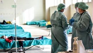 مستشفى لعلاج مرضى كورونا في إيطاليا (صورة من الإنترنت)