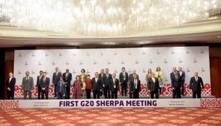 الإمارات تشارك في اجتماع 