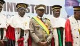 المجموعة العسكرية في مالي تبدأ مشاورات عودة السلطة للمدنيين