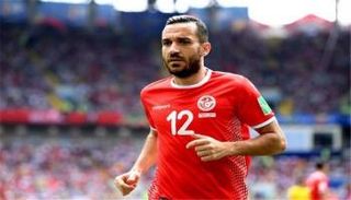 علي معلول لاعب منتخب تونس