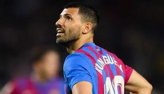 سيرجيو أجويرو مهاجم برشلونة