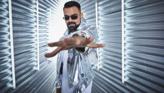 الدي جي الهندي شيتاس