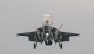 "الشروط الفنية" تعلق صفقة الإمارات لشراء الـ"إف-35" الأمريكية