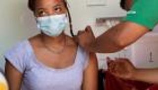 كورونا في أفريقيا.. تفش واسع وتفاؤل حذر