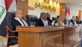 اعضاء المحكمة الاتحادية خلال النظر بطعون نتائج الانتخابات