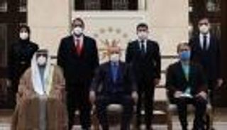 أردوغان: نأمل تطوير العلاقات الثنائية مع الإمارات