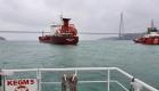 تركيا تعلق الملاحة في "البوسفور" إثر تعطل ناقلة نفط