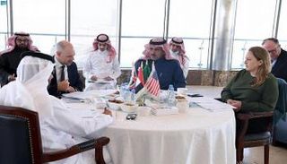 جانب من لقاء المجموعة الرباعية لدعم حكومة اليمن