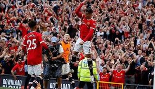 كريستيانو رونالدو أثناء الاحتفال بالتسجيل في أرسنال