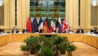 جانب من محادثات فيينا بشأن نووي إيران